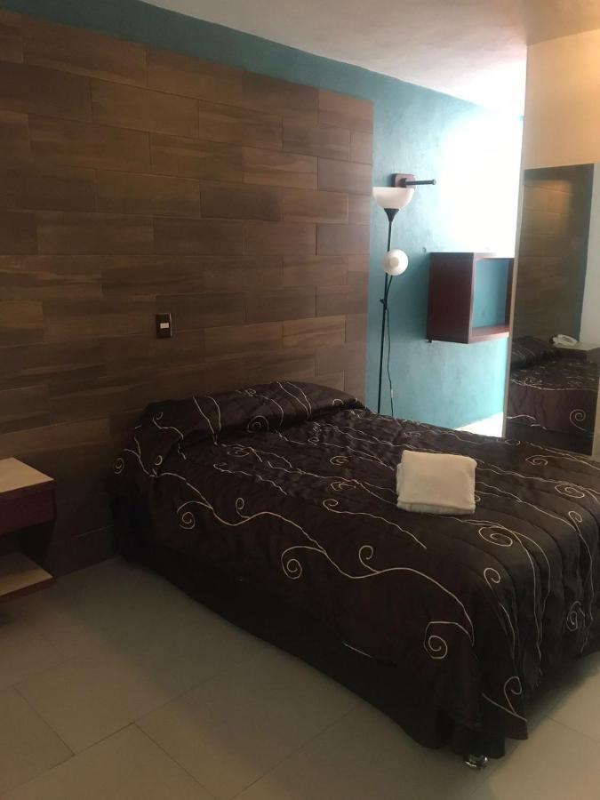 Malinalli Express Аписако Экстерьер фото